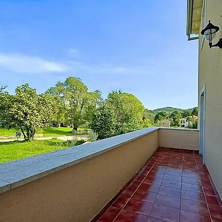Holiday home Nolissima Karojba